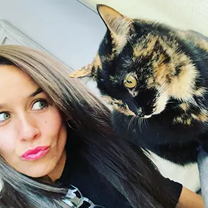 Marina V equipo mishilovers